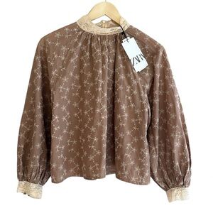 Zara Lt Brown With‎ Creme Embroidered Flowers Top Size XSmall